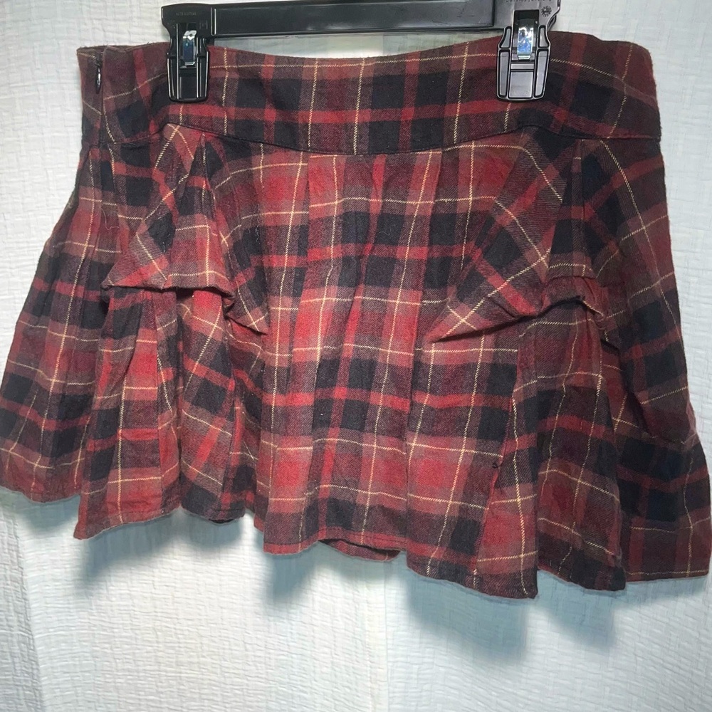 NWOT BDG Check Puff Kilt Miniskirt - Picture 6 of 9